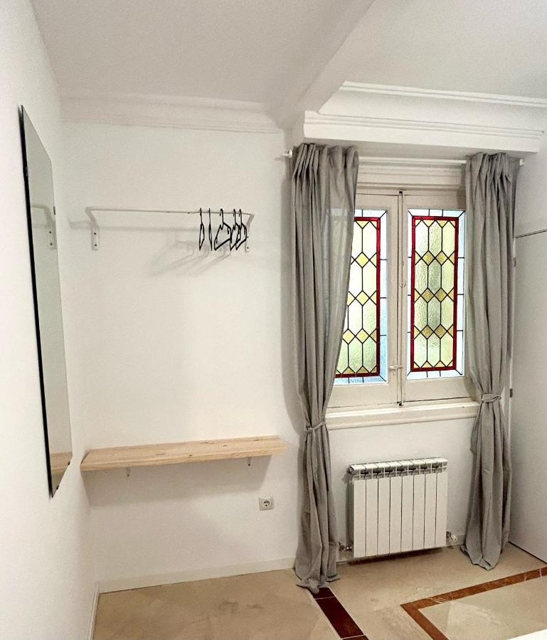 Villa Rooms Madrid Buitenkant foto