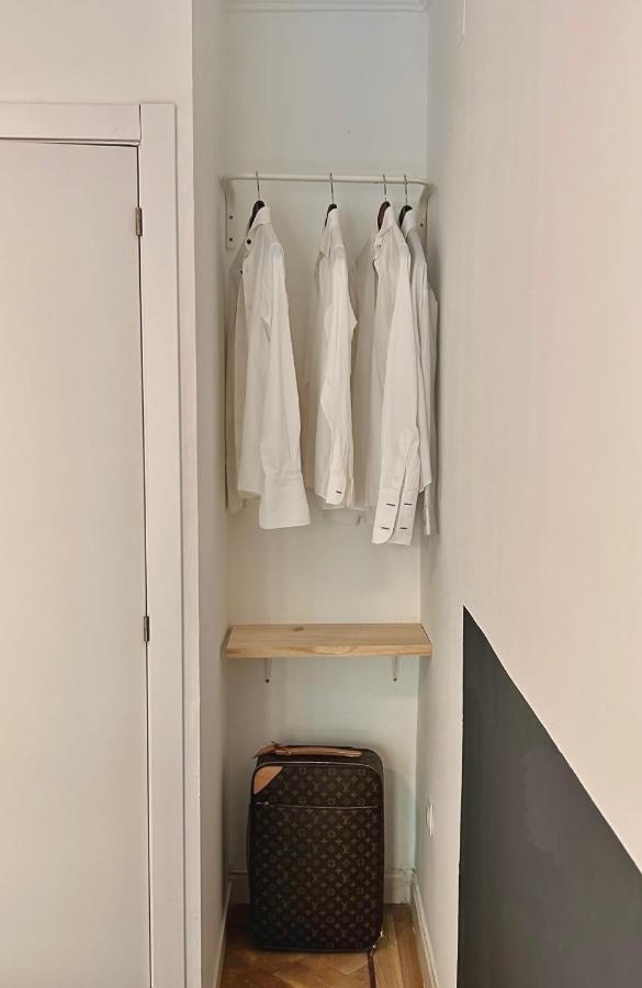 Villa Rooms Madrid Buitenkant foto